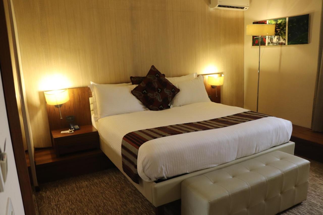 Mamba Point Hotel Monrovia Esterno foto